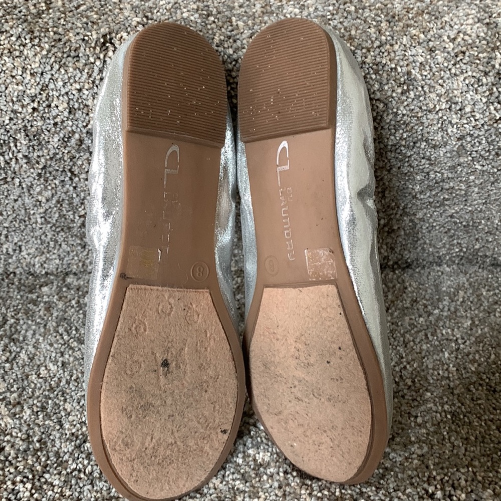 “Golden Girl” Jeweled Silver Ballet Flats - Picture 7 of 10